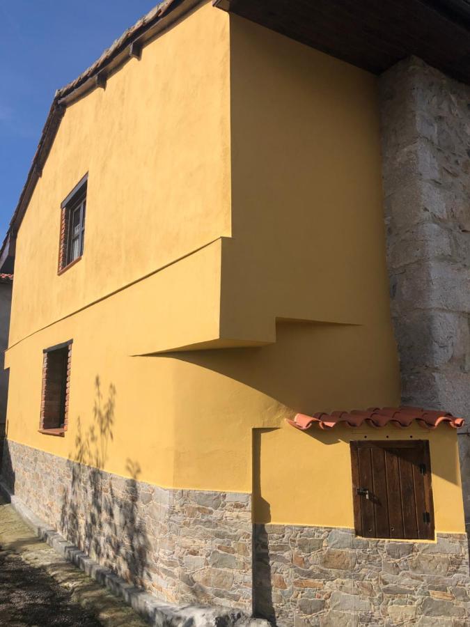 Vivienda Vacacional El Navariegu 1 Villanueva de Pria Exterior foto